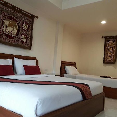 Hotel The Chillax Pattaya Exterior foto