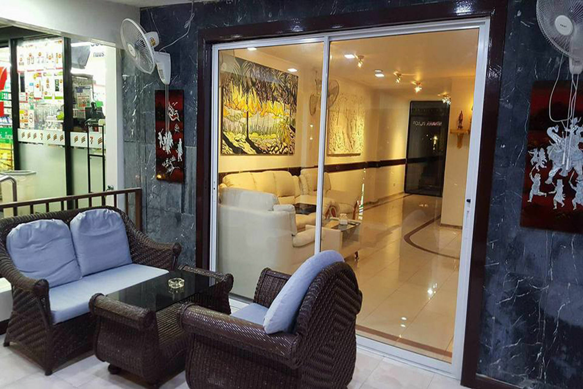 Hotel The Chillax Pattaya Exterior foto